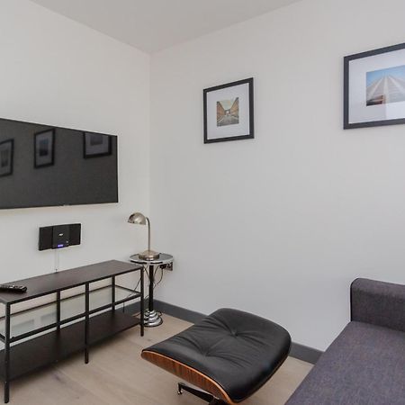 Stylish 1 Bedroom Apartment In Holborn In A Great Location Londyn Zewnętrze zdjęcie
